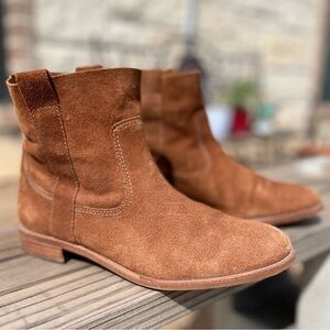 Women's Gianni Bini suede ankle boots - Size 9M